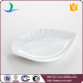 Eye-shaped white restaurant hot plate of ceramic